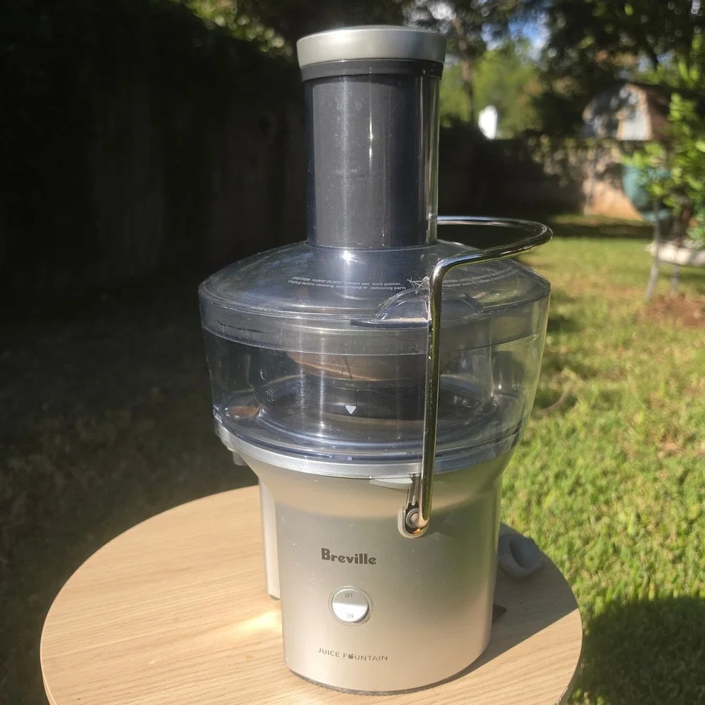 Breville Juice Fountain Compact BJE200XL Silver Centrifugal Juicer 700W 3